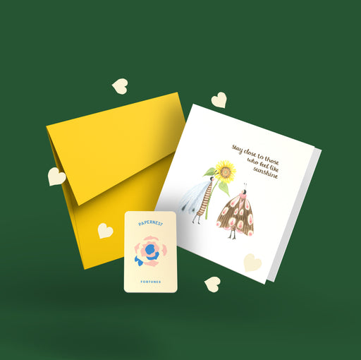 Papernest | Stay Close To Those Who Feel Like Sunshine Card