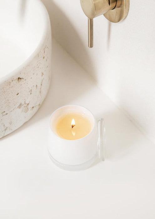 The Aromatherapy Co. | Therapy Soothe Peony & Petitgrain Scented Candle
