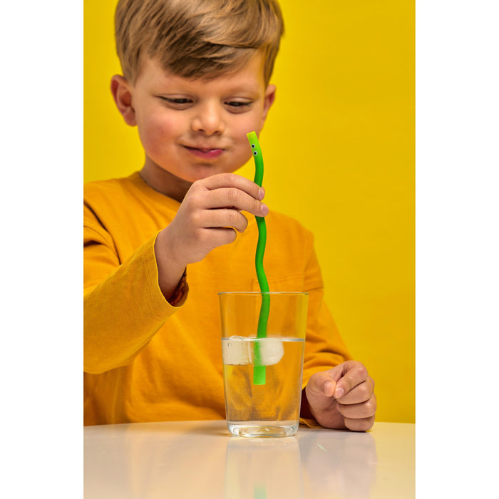 Kikkerland | Wiggly Worm Color Changing Straws 6‑Piece Set