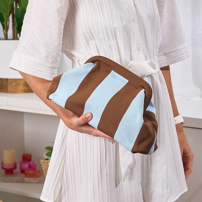Annabel Trends | Dumpling Clutch