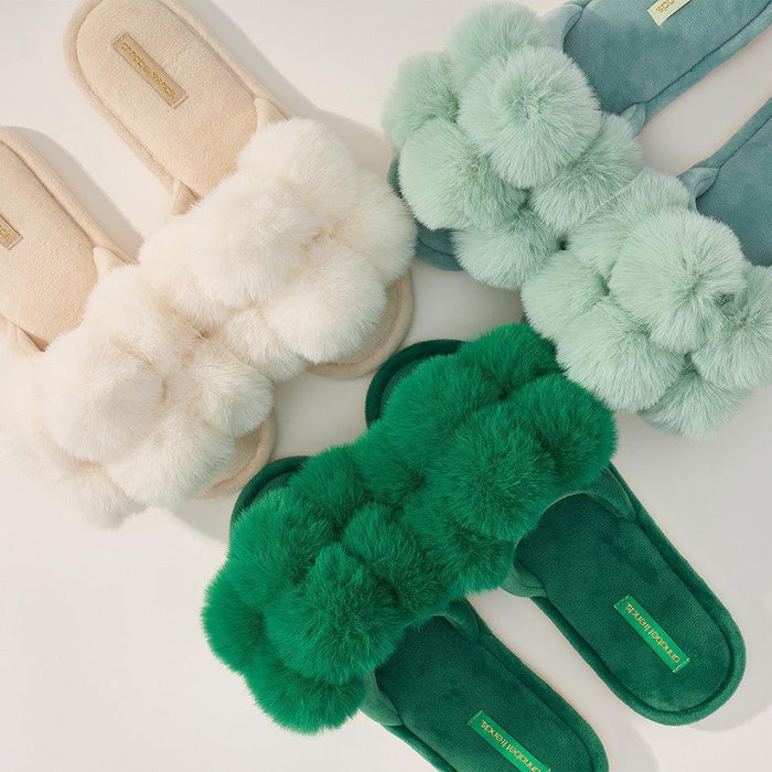Annabel Trends | Cosy Luxe Pom Pom Slippers Ivory