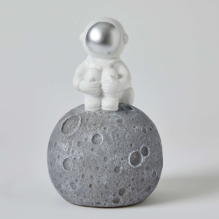 Pilbeam | Astronaut Sculptured Light-Pilbeam-Homing Instincts